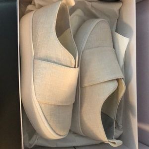Vince slip on sneakers